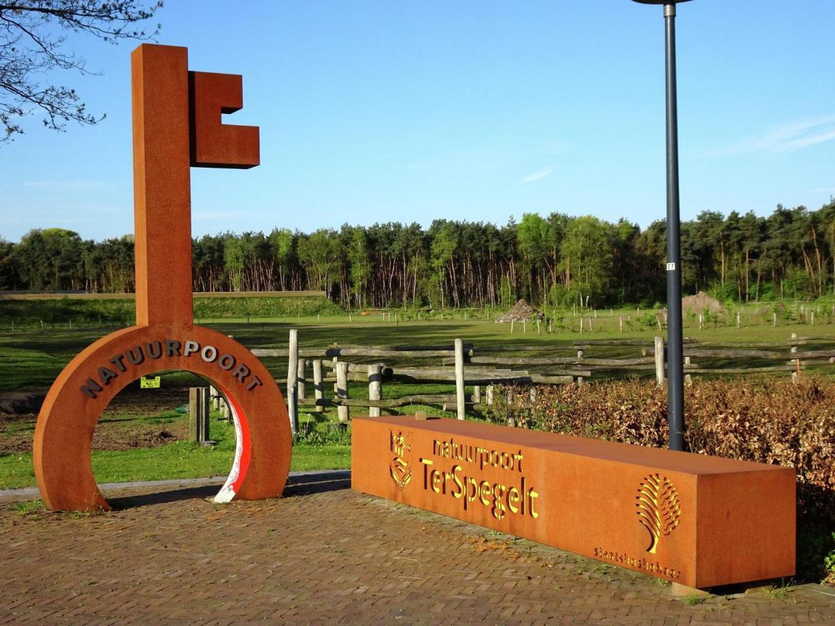 Spacious Holiday Home In Eersel With Open Fire Екстериор снимка