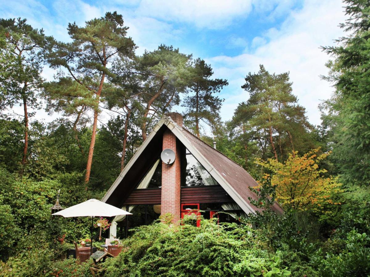 Spacious Holiday Home In Eersel With Open Fire Екстериор снимка
